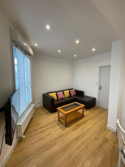 Paris Centre Clamart Hopital Percy Appart 2 Pieces Tres Lumineux Grand Dış mekan fotoğraf